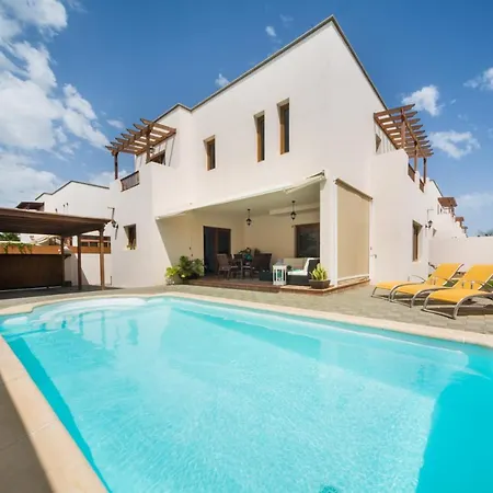 Casahost Aquavilla Villa *