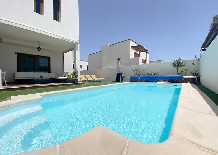 Casahost Aquavilla Villa *